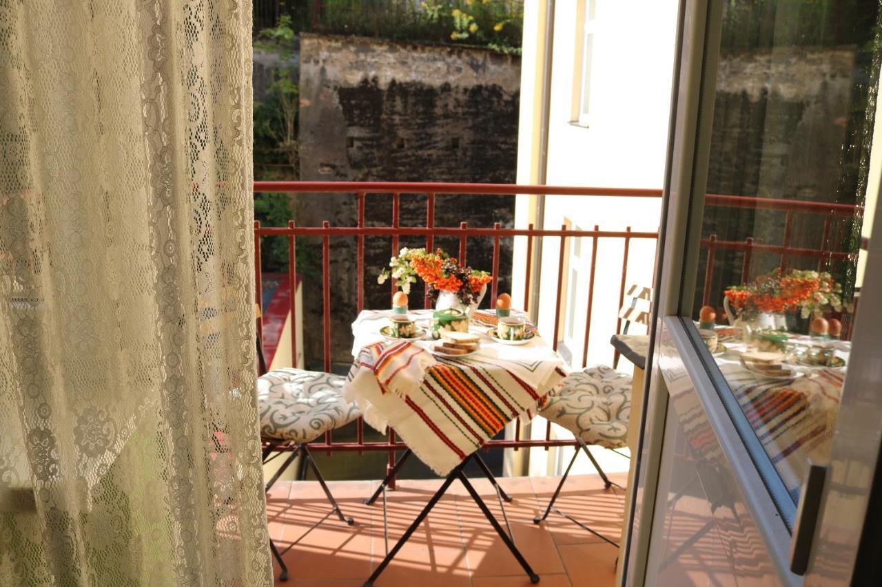 Retro Big Apartment With Two Balconies And Lift Karlovy Vary Ngoại thất bức ảnh